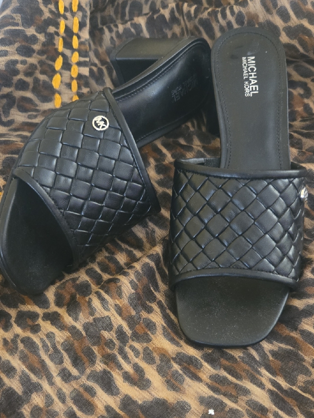 MICHAEL Michael Kors Black Woven Leather Slide Mules NEVER WORN 👠🩰